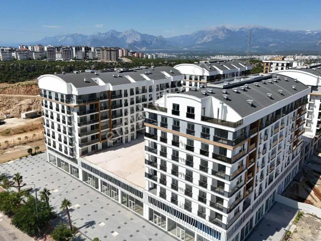Kepez Çankaya'da Şehir Hastanesi Yanı Lüks 1+1 Satılık Daire