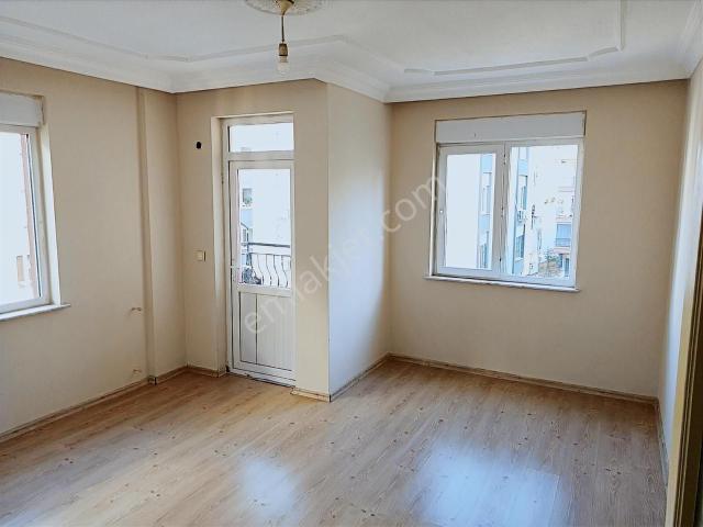 Kepez Belediyesi Yakını Tramvaya Yakın 2+1 Kiralık Daire