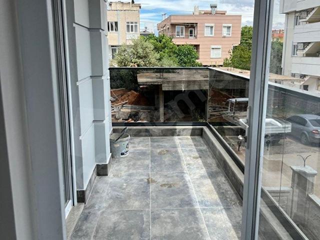 KEPEZ DEMİREL'DE 1. KAT AYRI MUTFAK SIFIR 2+1 SATILIK DAİRE