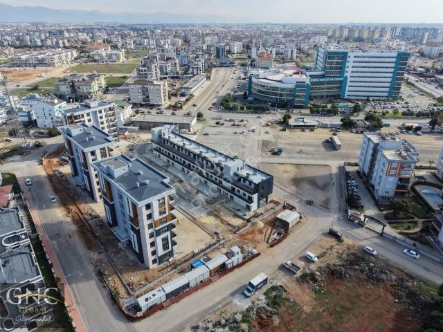 Kepez Devlet Hast. Karşısında, Ofis Kullanımına Uygun 1+1