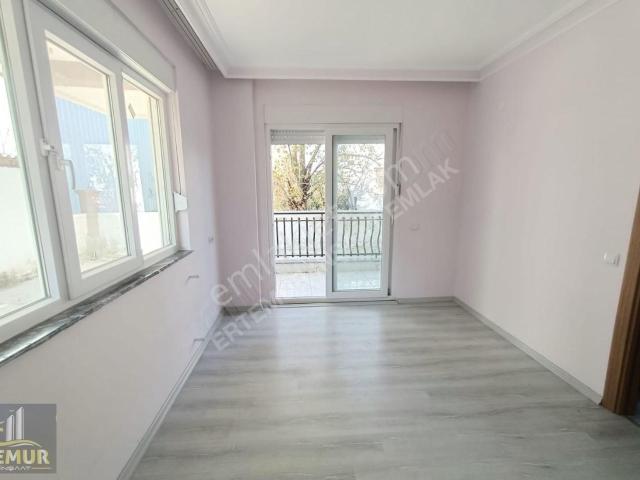 Kepez Devlet Hastanesi Yakınında 2 Yıllık Binada 1+1 Daire