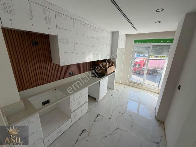 Kepez Hastaneye Yakin Ayri Mutfakli 70 M2 1+1 Daire