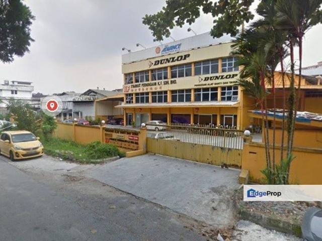 Kepong Detached Factory / Warehouse