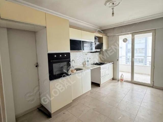 Kervancı Bölgesi Kiralık 2+1 Arakat Geniş Ön Cephe Ayrı Wcli