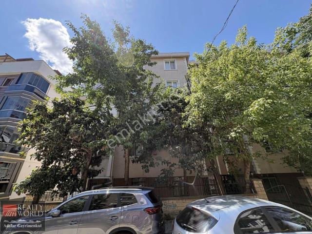 Kerem Kuru'dan Küçükyalı Ara Kat Oturuma Hazır Kiralık Daire