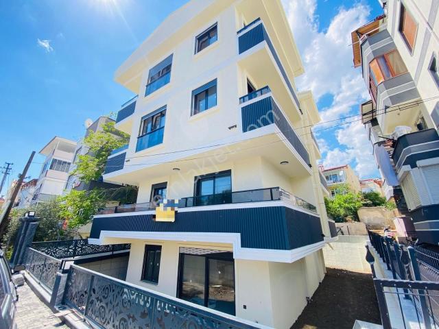 Kerim'den Acil Altınoluk Merkez'de Satılık 1+1 Sıfır Daire