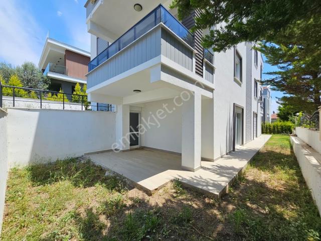 ꧁ Kerim'den Altınoluk Kiralık Bahçeli Devasa 3+1 Manzaralı Daire