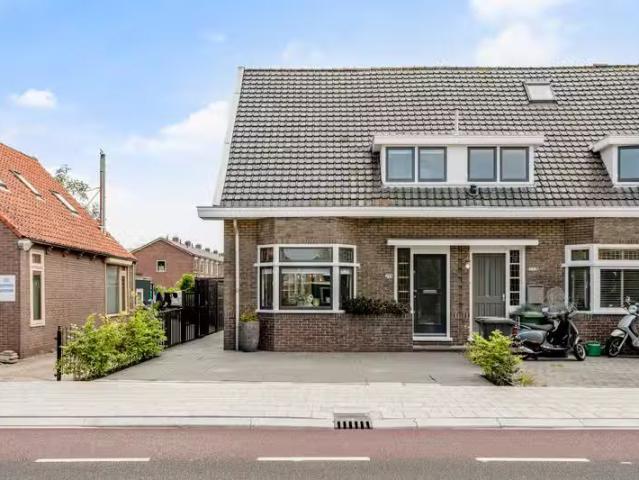 Kerkstraat 233 Oostzaan