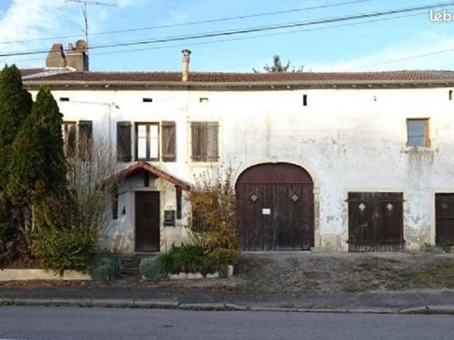 KERLING LES SIERCK, maison lorraine à rénovée de type f6 avec grange, garage et jardin de 10,86 ares