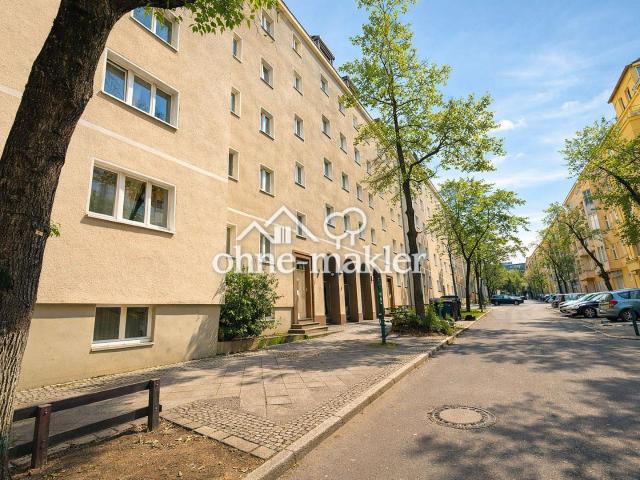 Kernsaniert 2026 | Bezugsfreie 3 Zimmer mit Balkon | Ruhiger Innenhof Neukölln