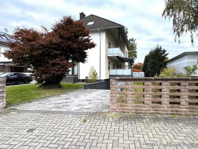 Kernsaniertes 2 3 Familienhaus – flexibel nutzbar für Eigennutzer, Mehrgenerationen & Investoren