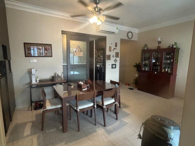 Kerrisdale Condominium For Sale, $2,380,000, 3 Bed 3 Bath 1,270 sqft $1,874.00 psf