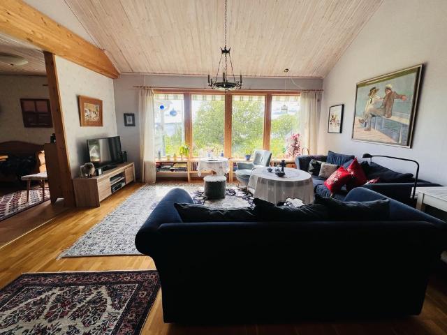 Kesuddsvägen, Enköping