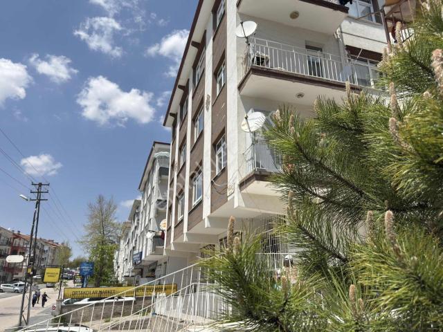 Keskin'den Meteorolojinin Dibinde 3+1 Katda Yüksek Kredili