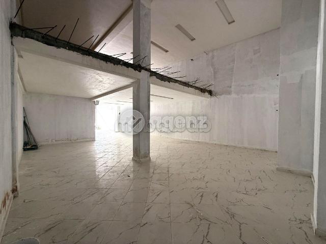 KET PALACE SIDI MOUMEN Commerce à vendre 175 m² Sidi Moumen Casablanca