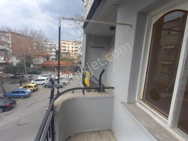 Kethüda Mah. Üçgen Park Yakını Doğalgazlı 3+1