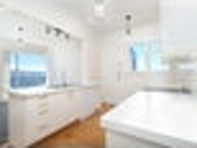 Kew, 2 bedrooms, $600 pw