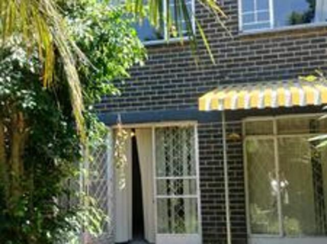kew 2bedroom garden duplex unit