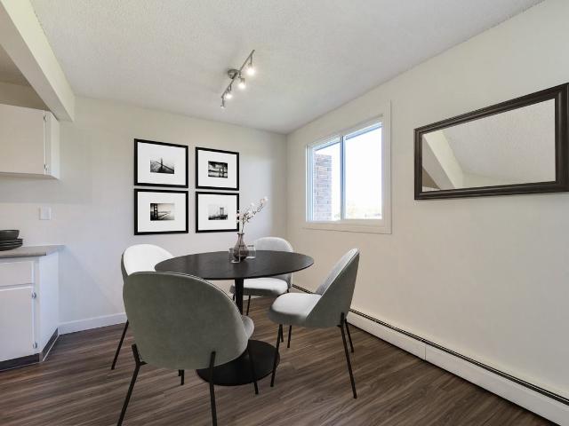Kew Place 2 Bedroom Apartment for Rent at 7424 141 Ave Nw, Edmonton, AB T5C 2N5 Kildare