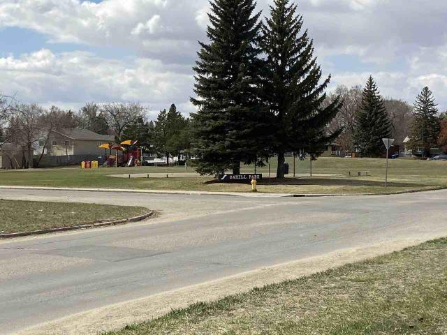 Key West Apartments 1 Bedroom Apartment for Rent at 135 Avenue W S, Saskatoon, SK S7M 4P2 Meadow Green