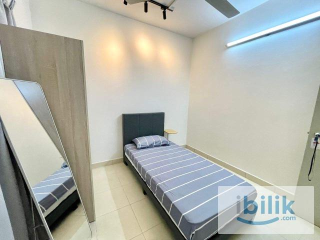 KEYLESS Smart Lock @ Single Bedroom for Rent at Seri Kasturi @ Setia Alam @ FEMALE UNIT