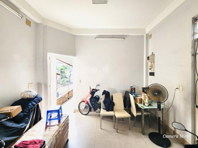 [KH053*] Nhà 2 mặt hẻm ô tô né nhau sát Công viên Làng Hoa, giá 5. X tỷ!