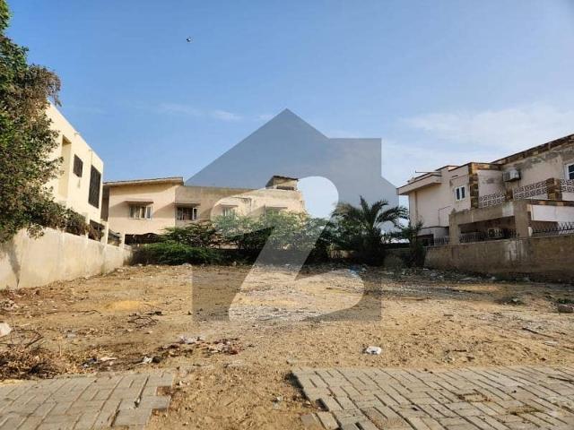Khayabane Rahat / Ghazi f 500 Yards Plot Centrally Located Dha Phase 6 Chance deal