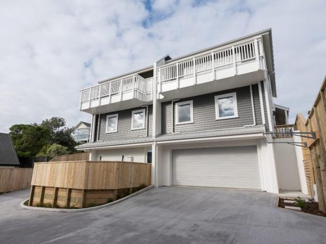 khandallah, 3 bedrooms