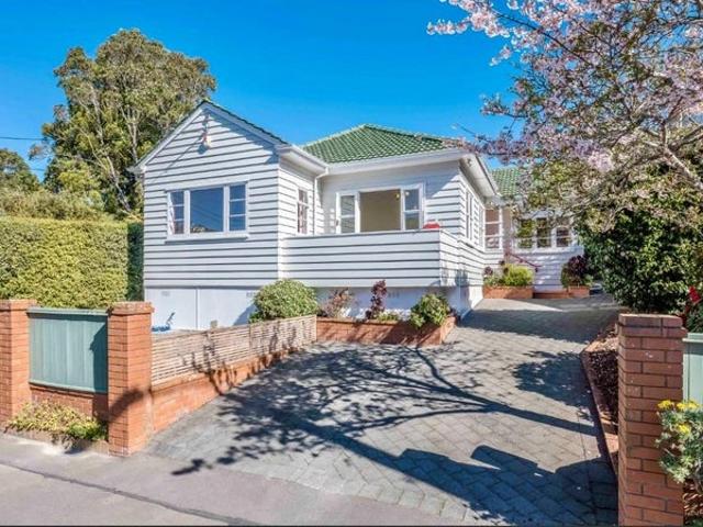 khandallah, 3 bedrooms