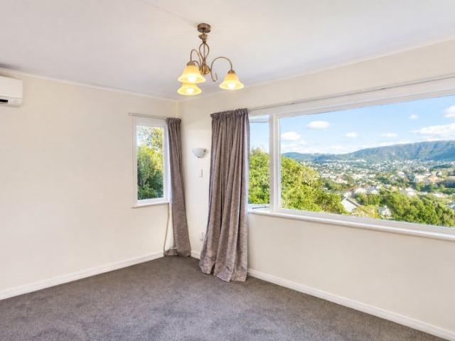 khandallah, 3 bedrooms