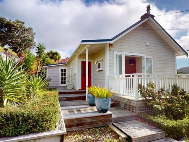 khandallah, 3 bedrooms