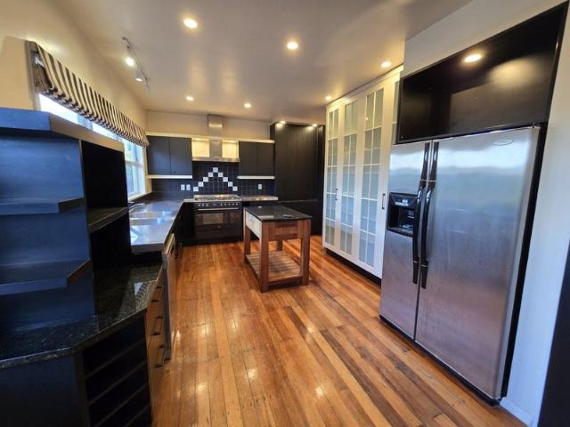 khandallah, 3 bedrooms