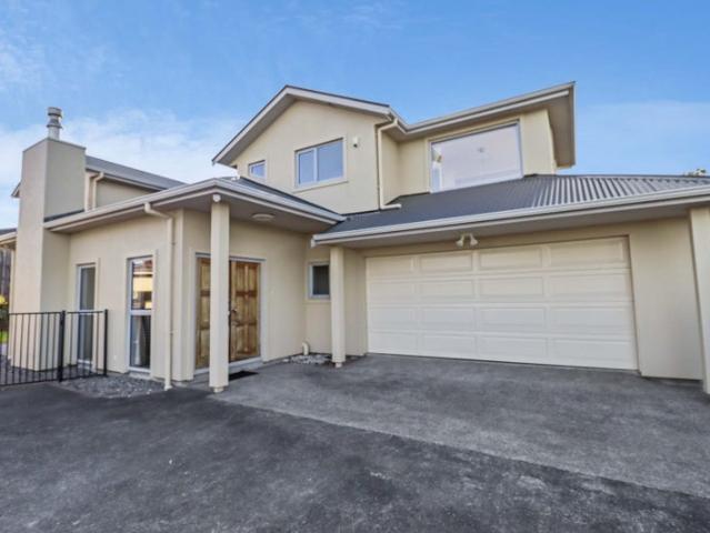 khandallah, 4 bedrooms