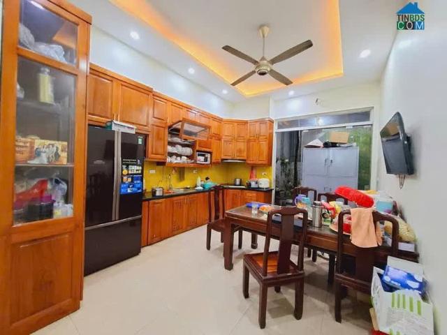 Khu Phân Lô Cán Bộ Ô Tô Đỗ Cửa Ngày Đêm Kinh Doanh Hoặc Ở Đều Đẹp Lung Linh Nhà 2 Thoáng