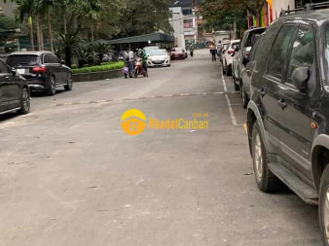 Khu vip lilama bán nhà ở ngay ô tô đỗ la liệt ngày đêm