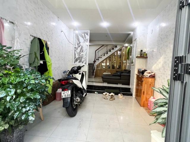 Kiệt Ô tô sát MT Đống Đa, 5 tầng, nhỉnh 5 tỷ