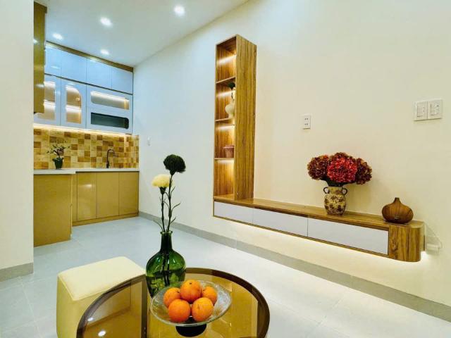 Kiệt Trần Cao Vân sát Trường Lê Thị Hồng Gấm, Bãi Đậu Ô tô, 40m2, 2 tầng ở ngay, 3. X tỷ