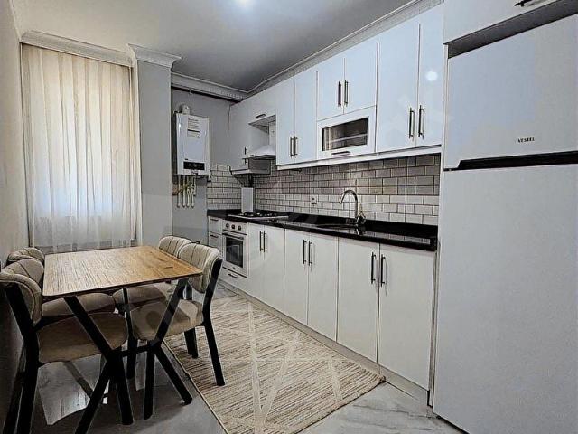 KİRALIK METROYA YÜRÜME MESAFİNDE EŞYALI DAİRE