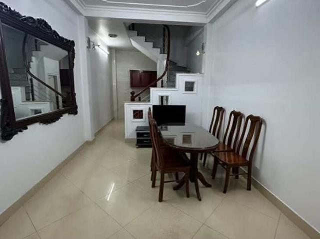 Kim Ngưu, Nhà Lô Góc, 20m Ra Mặt Phố, Dân Xây, Ngõ Thông, Chỉ Hơn 6 Tỷ