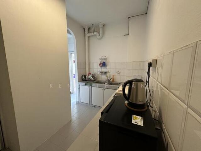Kim Sia Court Apartment Room Rental, $1,950, 1 Bed 1 Bath 140 sqft $13.93 psf