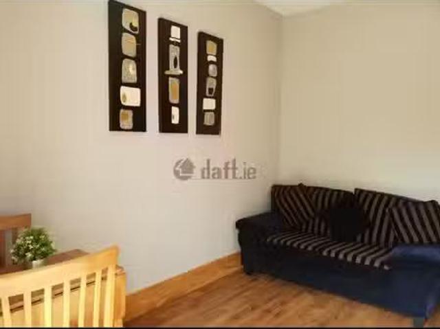 Kimmage Road West, Kimmage, Dublin 12 is for rent