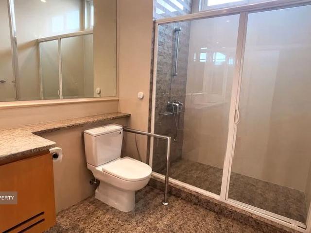 King Albert Park D21, Detached