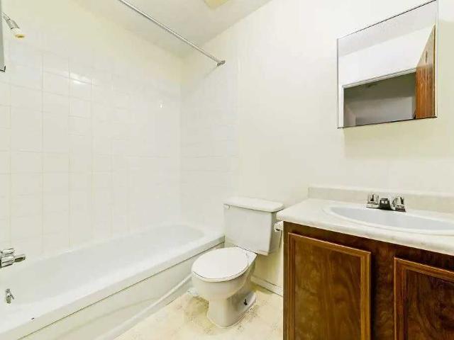 King Art Studio Apartment for Rent at 4701 41 St, Bonnyville, AB T9N 1E2