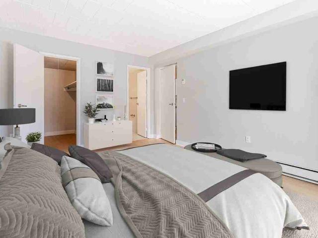 King Edward 1 Bedroom Apartment for Rent at 1333 Ouellette Ave, Windsor, ON N8X 4V4 South Central