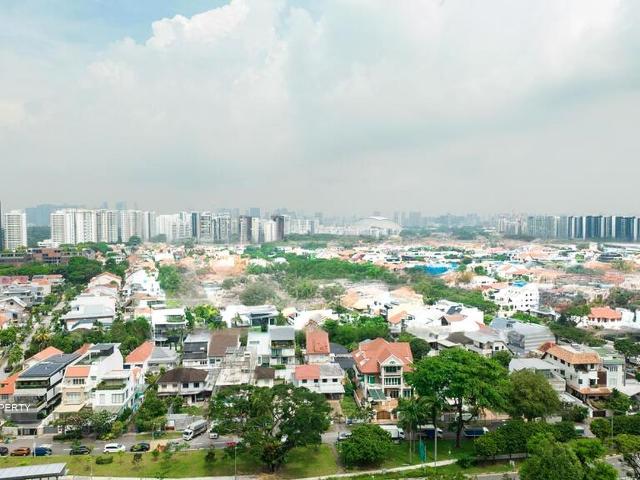 King's Mansion D15, Condominium