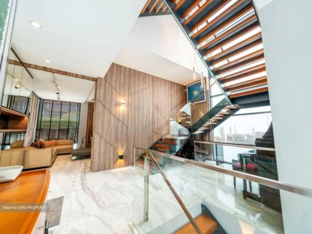 Kingsmead Road D10, Detached