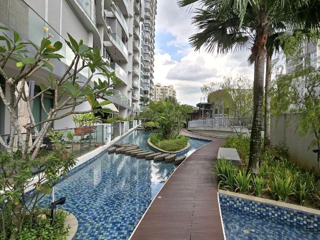 Kingsford. Hillview Peak D23, Condominium