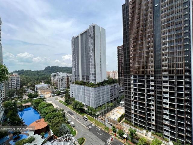 Kingsford. Hillview Peak D23, Condominium
