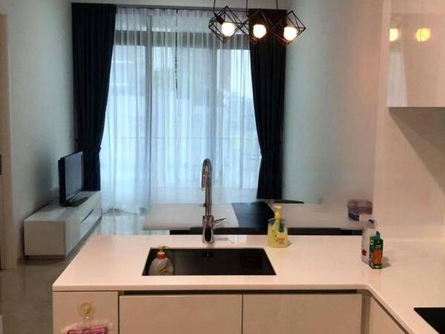 Kingsford. Hillview Peak D23, Condominium