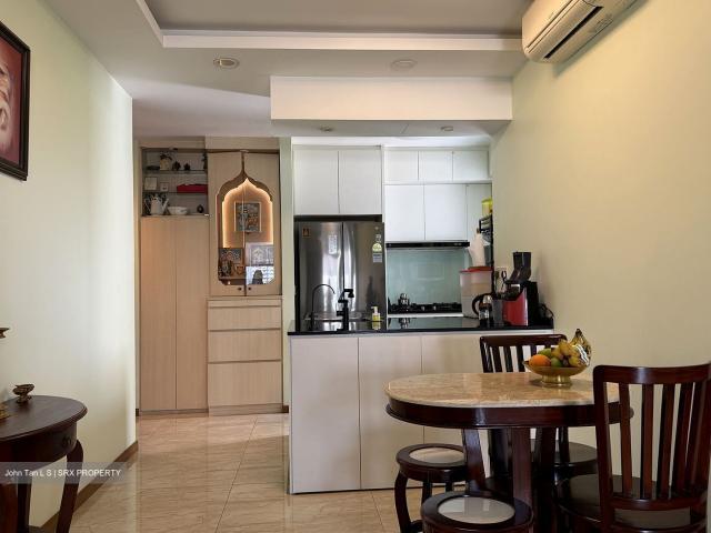 Kingsford Waterbay D19, Apartment